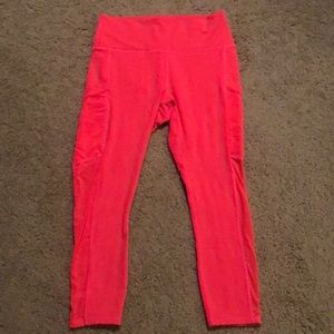 Fabletics Cropped Powerhold Leggings
